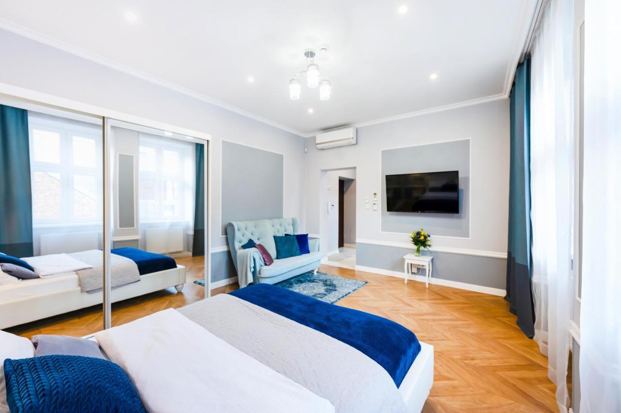Main Square Apartments Краков Экстерьер фото
