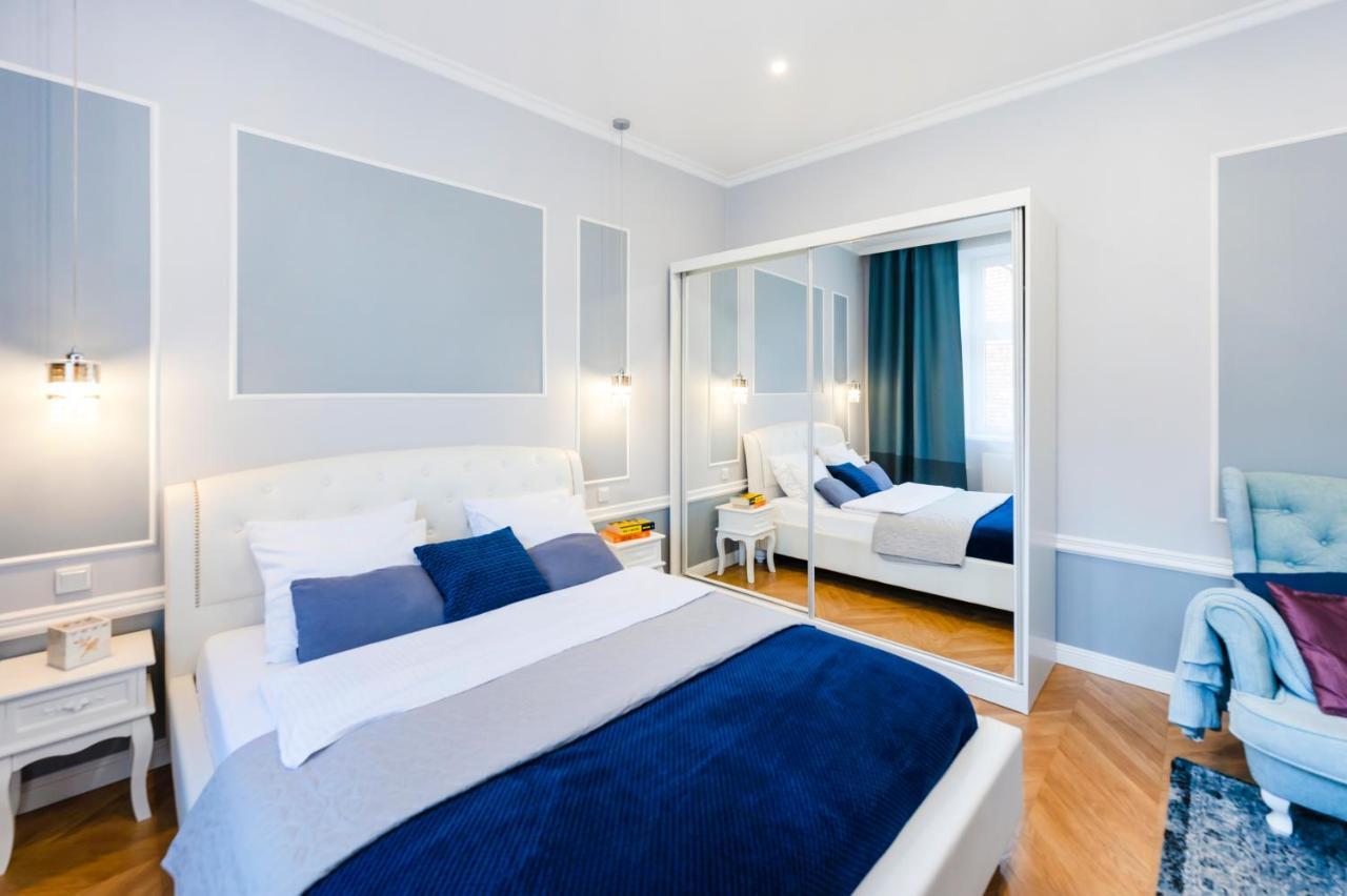 Main Square Apartments Краков Экстерьер фото